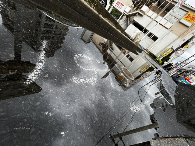 雨上がりの海と空