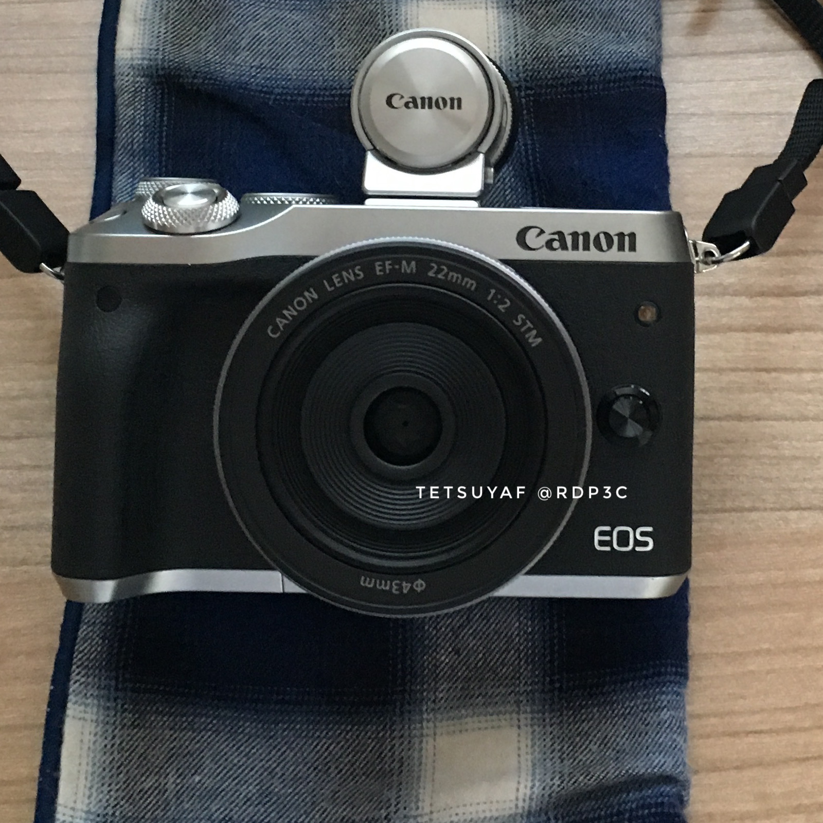 EOS M6 Canon