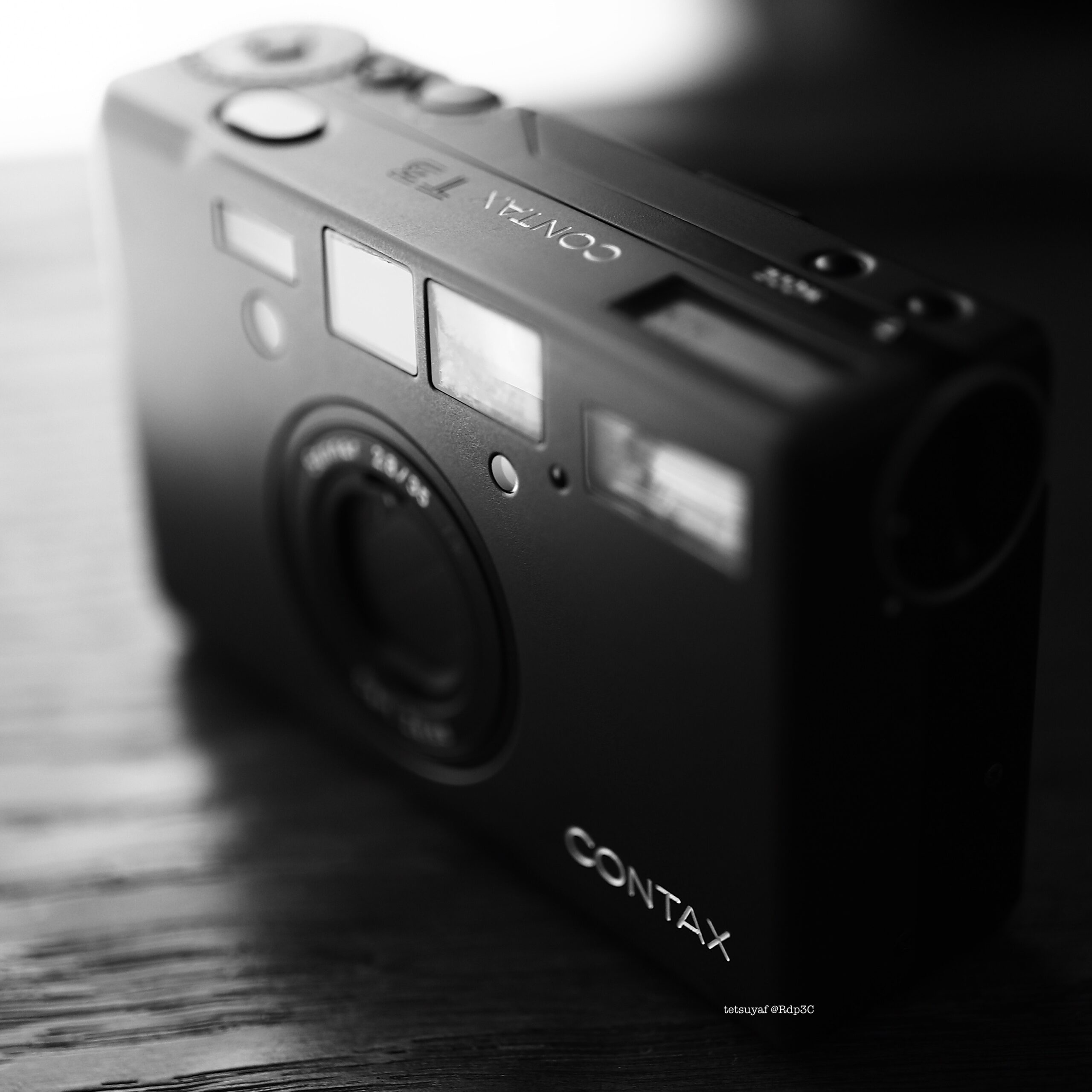 CONTAX T3