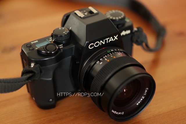 CONTAX ARIA (ディスタゴン28ミリF2.8装着時)